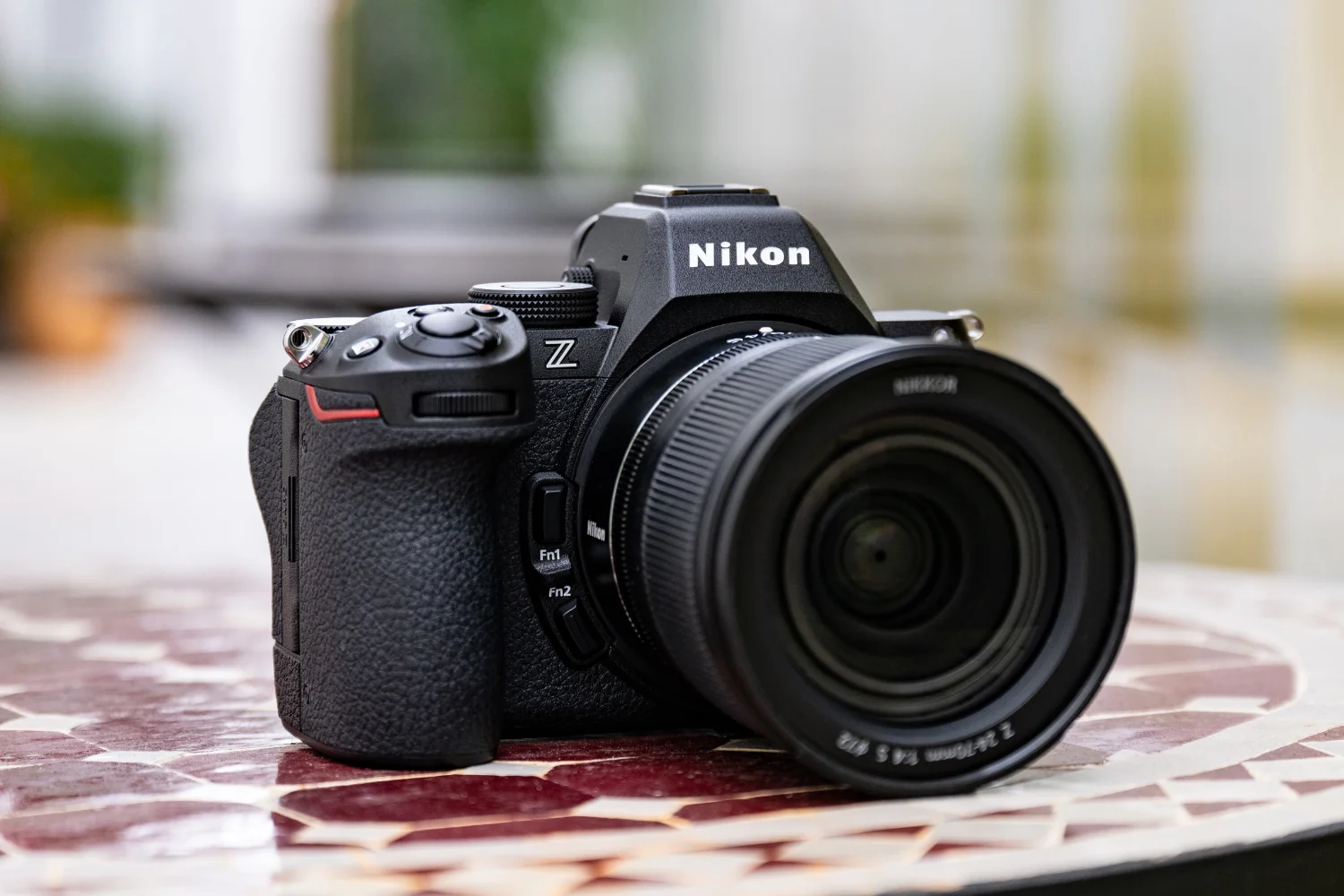 NIKON Z5 II CÁMARA MIRRORLESS CON 24-70MM F/4 S