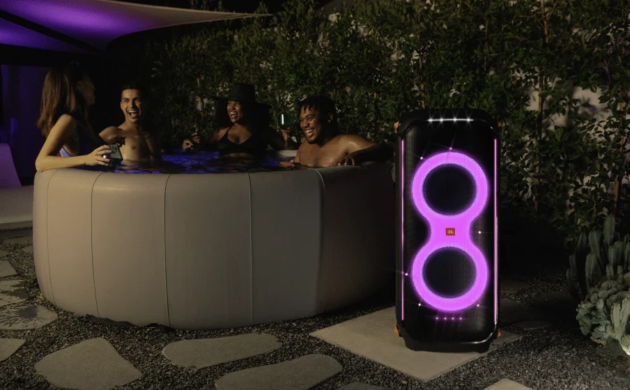 JBL_Partybox_710__Lifestyle_02_905x560px