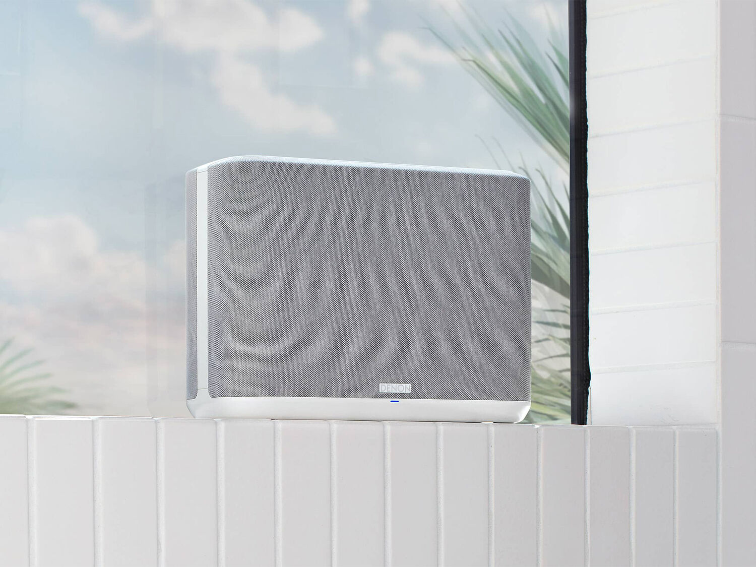 Denon-Home-250_White_scene-2